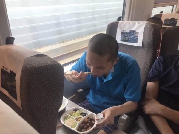  河南|滞留救助站13年！小伙终于回了河南老家