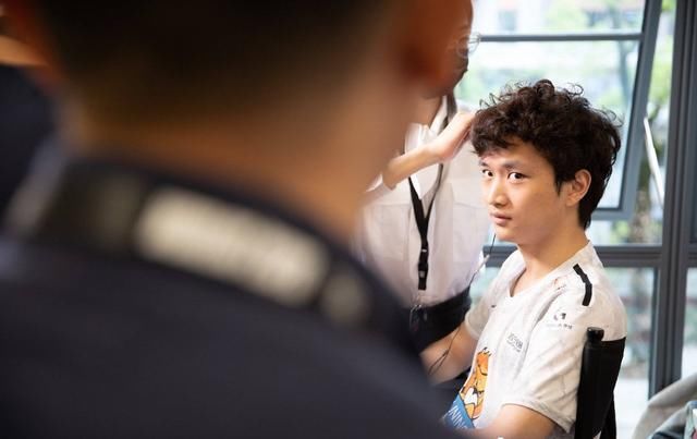 狙神|因“狙神”一战成名 焕烽:我要成为大家都记住的AD