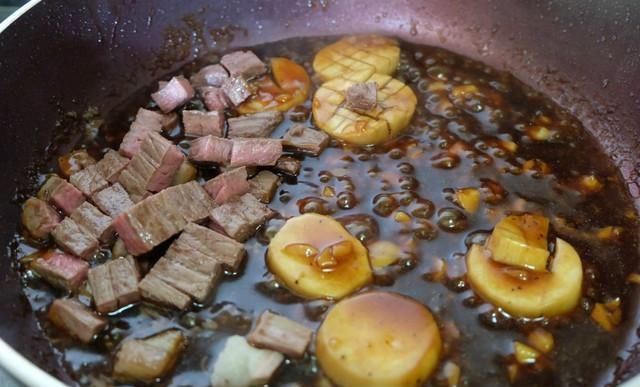  面条机|给女儿做的空心面，配上牛排蔬菜更好吃，圈友：这手艺可以开店了