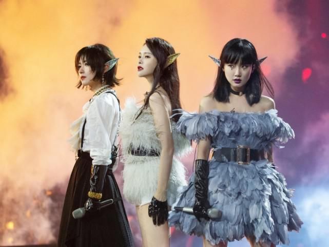  女排|17位男嘉宾之后，《浪姐》官宣5位女排嘉宾，网友：这才是该请的