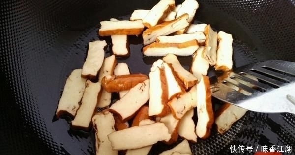 鲜嫩|春日里的“第一鲜”,立春前后最该吃它,鲜嫩可口还消炎杀菌