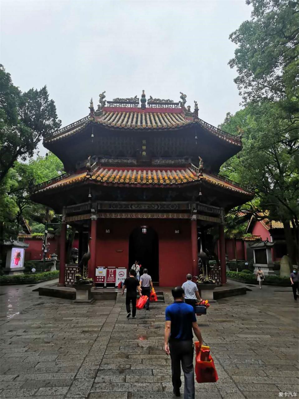 繁杂|【鹿卡带你去旅行】抛却世俗繁杂，让心灵小憩一下