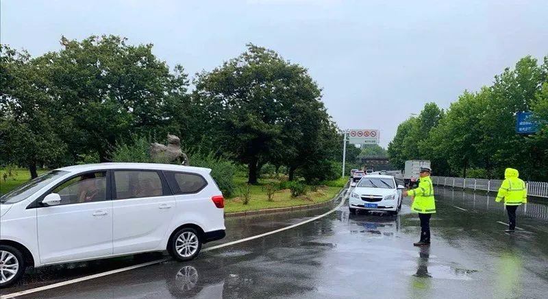 暴雨|暴雨来，他们在！昨天郯城这场雨到底多大？