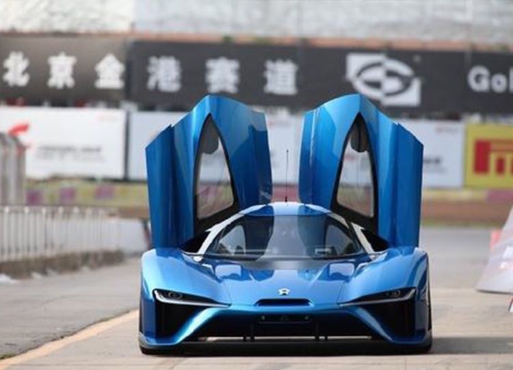  全球|全球只有6台，刘强东却送了奶茶妹妹一台，百公里加速只要27S