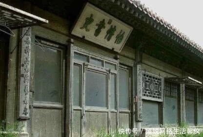  藏传佛教|故宫4成未开放的宫殿，紧闭的大门后，是啥景象？