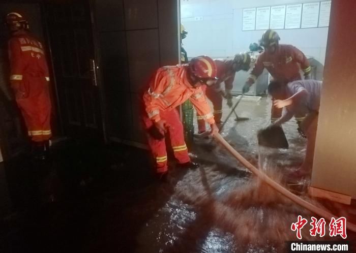 巴中|四川巴中：暴雨来袭致42237人不同程度受灾