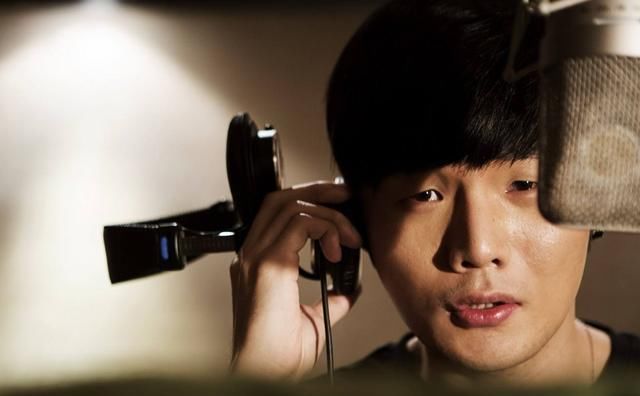  李宇春|《中国好声音》开播就糊了，4位导师成攻击目标，选手注定难出道