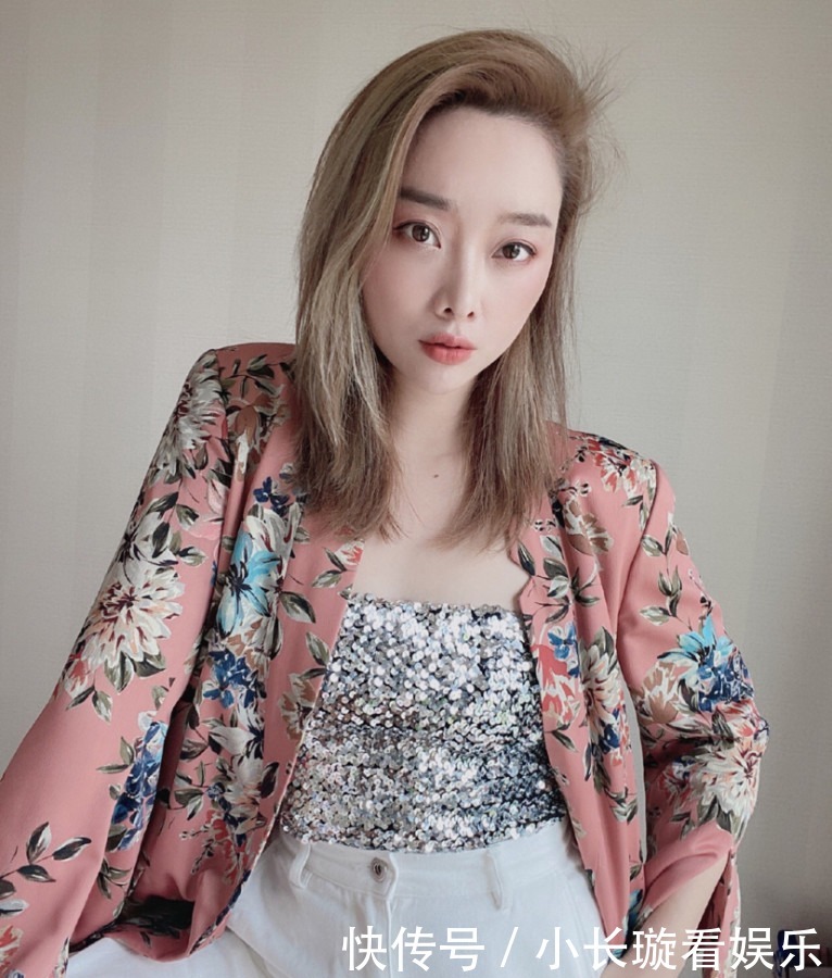 外套|美女影视明星刘玳彤花色外套时尚魅力写真