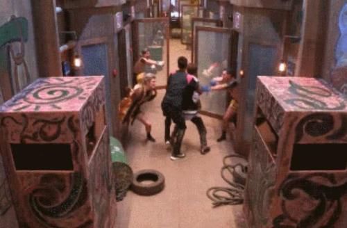 还坑|仝卓不仅坑了自己老爹,还坑了节目组,《密室大逃脱》延期播出