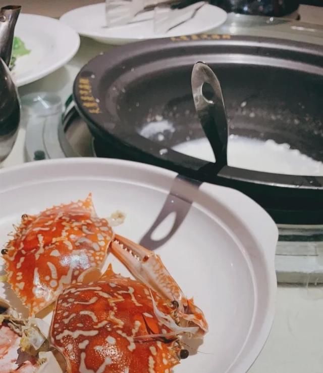 卧虎藏龙|卧虎藏龙的广西，好玩可不止涠洲岛！还有座海滨老城，海鲜吃到撑