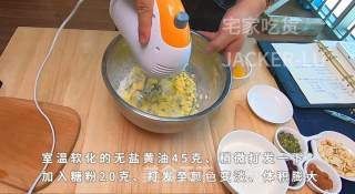 果仁|Pocky巧克力饼干条，甜蜜巧克力外衣，裹上香脆果仁，满满奶香的饼干棒，入口嘎嘣脆。