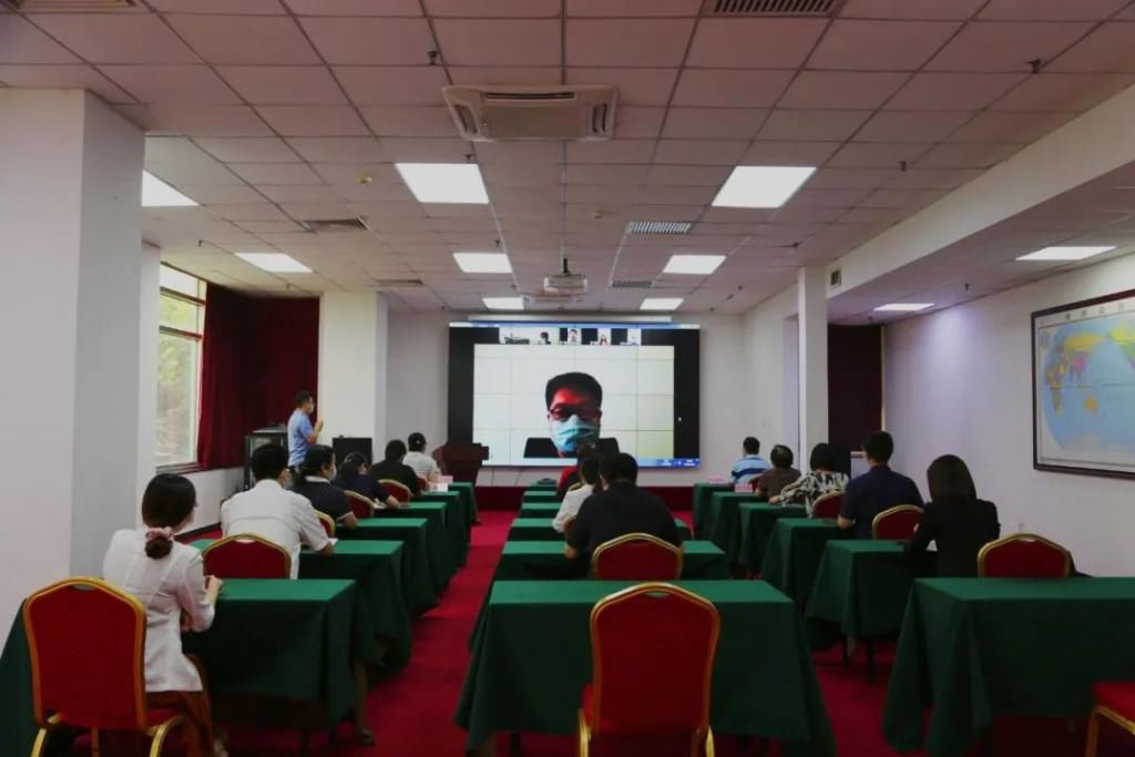 企业|京法巡回讲堂|听执行裁判法官为企业讲强制执行相关法律知识