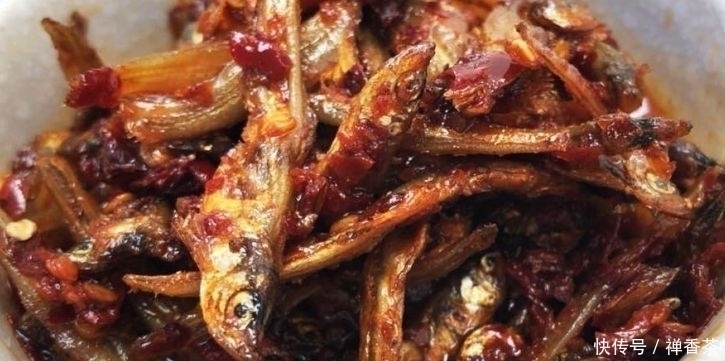 回家|去东北小姨家“做客”,做了一大桌子的菜,吃两口就“撂筷”回家