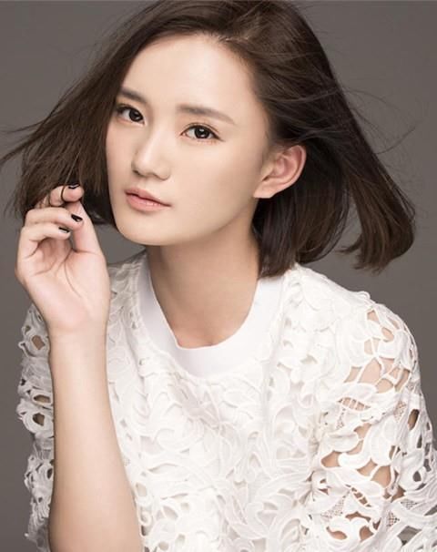  明明|明明看一下就很眼熟，却叫不上名字的四大明星，能认出一个就“算你牛”