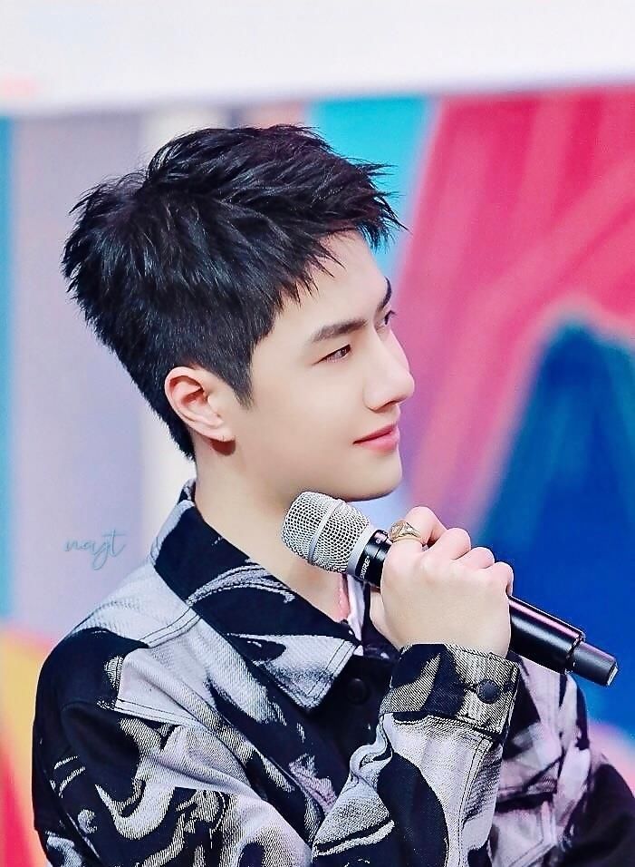  王一博|王一博出道六周年，这几年他到底有着怎样的蜕变？