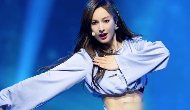  谢娜|吴昕的改变，《快本》秒回原形，何炅忍不住怒吼，和谢娜差距明显