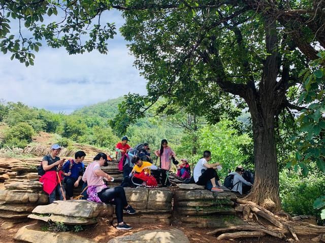  紫霞|郑州驴友团徒步紫霞关，偶遇南太行夏季云海