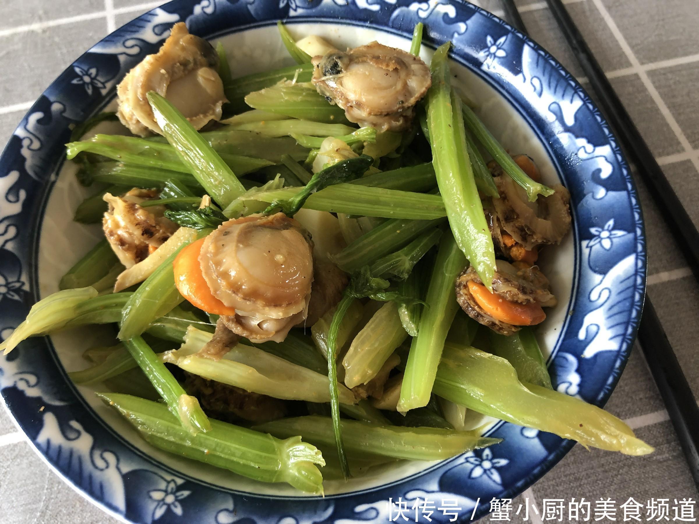 羡慕|家三口晚餐晒朋友圈火了,简单营养不浪费,网友:真羡慕