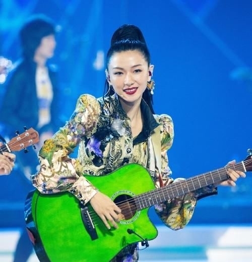 乘风破浪|万茜心目中的成团名单,想象很美好,给姐姐们的创意“跪了”