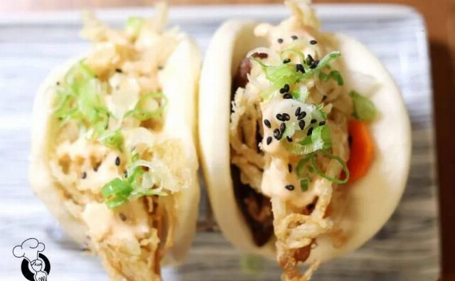  进去|纽约第一家日式油泼面+宝藏小酒馆新张！进去的居然都被上了一课？