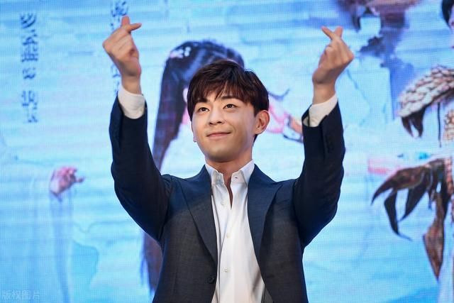  鹿晗|小八卦，邓超，王嘉尔，张雨绮，刘亦菲，鹿晗，陆柯燃，邓伦