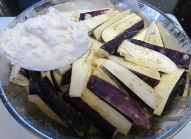 炒前|做红烧茄子时,炒前多加这一步,鲜嫩入味不油腻