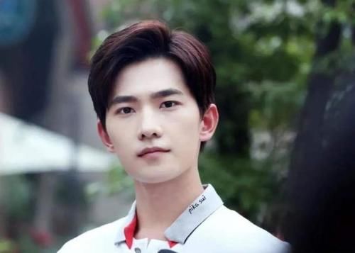  女主人|杨洋再拍顾漫小说，女主人气比他还高，得知是谁成爆款没问题