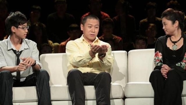 胡亚捷|胡亚捷与妻子3次离婚大战,为何不但没得逞反而还“割地赔款”?