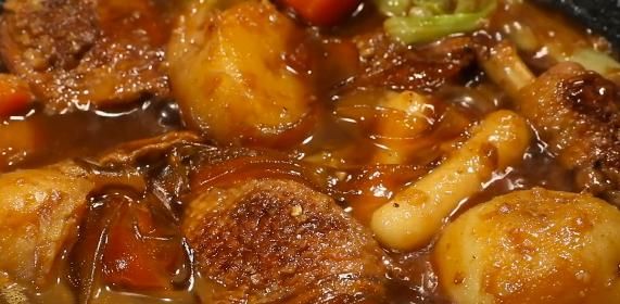  减肥|在家就能轻松做出饭店的味道，减肥的美女要多吃，健脾胃、活血脉