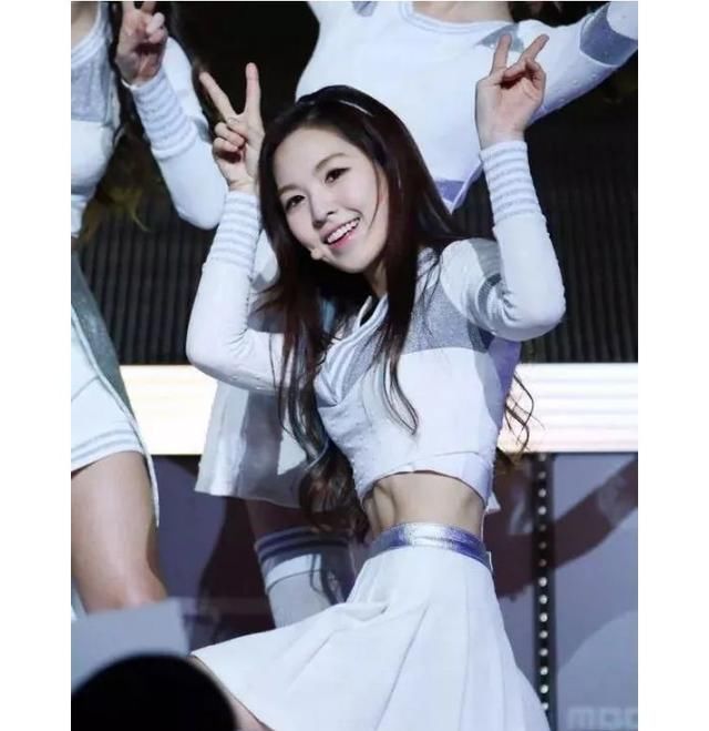  女团|脸颊没肉是常态?韩国爱豆为了减肥到底有多拼