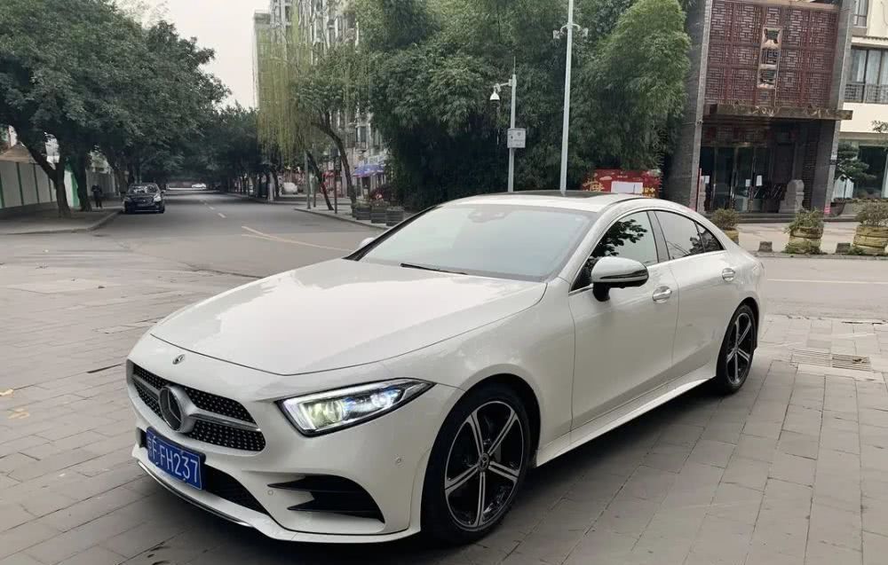 CLS3504MATIC80|评测奔驰CLS3504MATIC80万买台四缸的四门轿跑车到底“疯不疯”