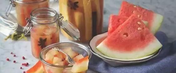  西瓜皮|西瓜皮千万不要扔，你想不到的7种妙用！