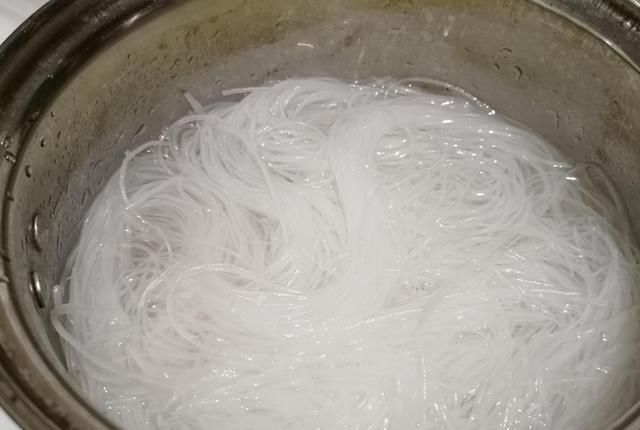 好吃|早餐就馋此饼,皮薄馅大味道香,比外面卖的还好吃,放凉也不硬