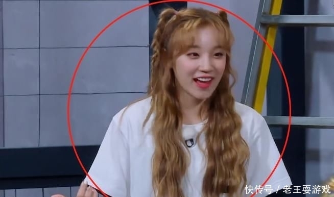 韩综|《跑男》滤镜有多厚?宋雨琦参加韩综,这肤色差我没看错吧?