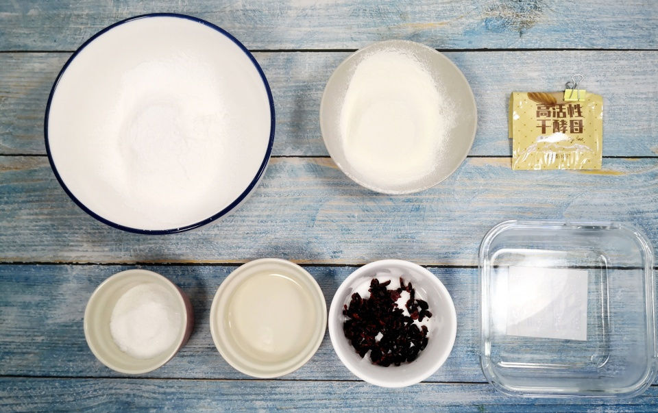  简单|自制暄软可口的大米发糕，手不沾面、简单省事，婆婆就爱这个味！