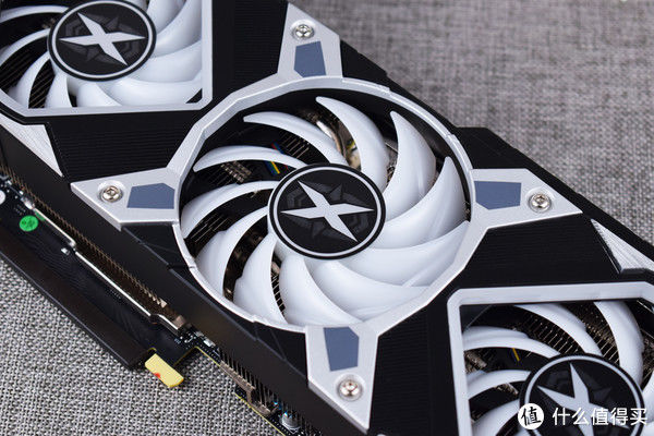 耕升RTX3080炫光|武装到牙齿的性能巨兽,耕升GeForce RTX 3080炫光游戏显卡开箱试玩