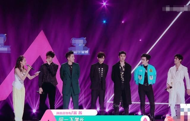 唯独|被问最近一次心动是什么时候,别的学长都好会说,唯独张云龙例外