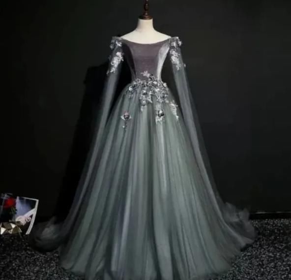 内心|测试：第一眼你看上了哪件公主裙？测你内心在害怕什么，超准哦！