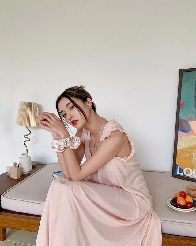  高马尾|美丽无死角的女孩，都把发型换成了这些样子