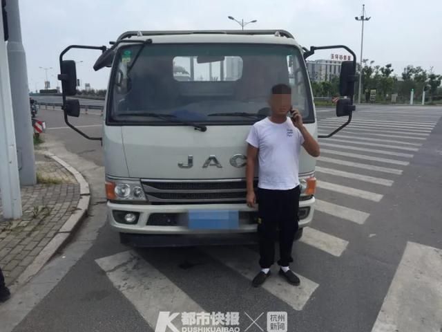 李某|拘留9日!浙江一托运站新招的这个驾驶员竟无证上路……