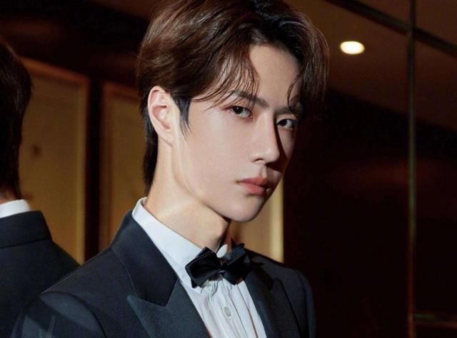  当下|当下“最火”综艺嘉宾排行：蔡徐坤无缘前5，杨洋第4，榜首真王者