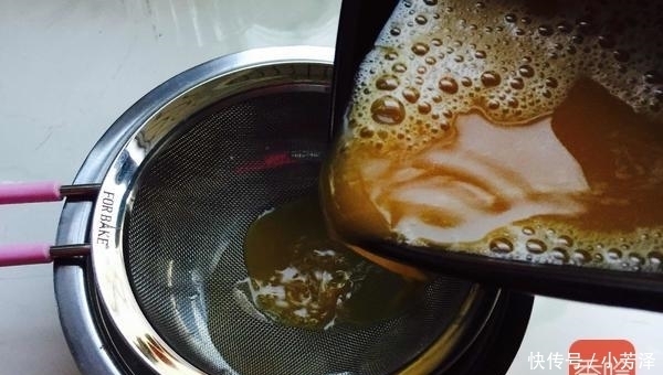  关键点|蒸鸡蛋羹，不要直接加水，记住2个关键，保证丝滑柔嫩又鲜美