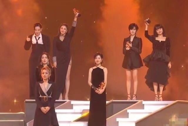  网传|网传消息都是假的，《浪姐》团综正式开录，两大男嘉宾很突兀