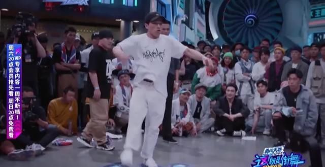  王一博队|张艺兴小绵羊变“猛男”，王一博玩嗨了，钟汉良练舞背后心酸感人