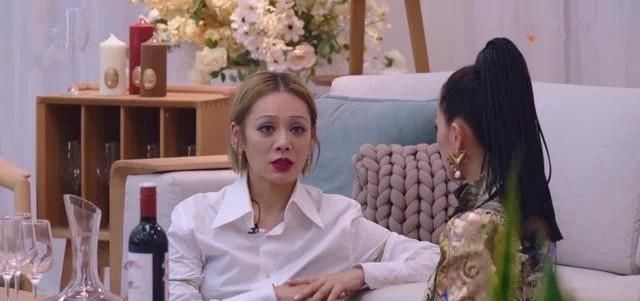  太扎心|宁静一句话成功让万茜尬到黑脸，这层遮羞布还是被揭开了，太扎心