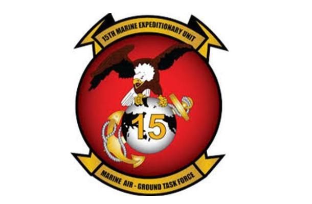  家伙|美军两栖战车沉没，8名士兵在车里淹死，20多吨的铁家伙别当船用