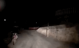 父母|地铁上，一张偷拍的照片引网友刷屏：父母的教养，让孩子赢在起点