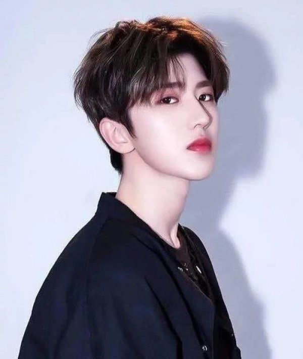 歌词|蔡徐坤唱《情人》,歌词引热议,原来湖南台吃过亏,只有一个目的