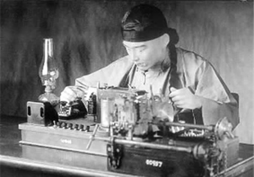 神奇|李鸿章让6匹马与电报赛跑，累死3匹马后，当场做出一神奇决定