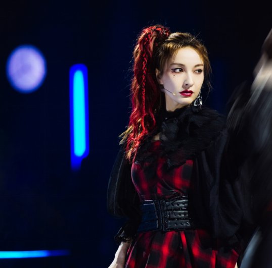  孟佳|都说吴昕废柴, 当孟佳垫底时, 她的反应暴露主持功力